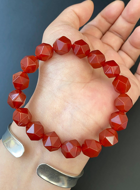 天然红玛瑙本命年招财手串