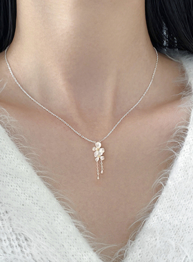 猫蛰S999足银栀子花流苏项链