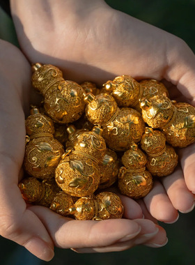 聚宝葫芦吊坠镂空花丝爬藤福禄项链新中式仿黄金色挂坠项饰品配件