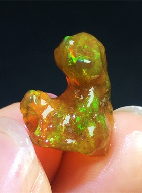 天然水晶原石吊坠火彩水欧泊标本