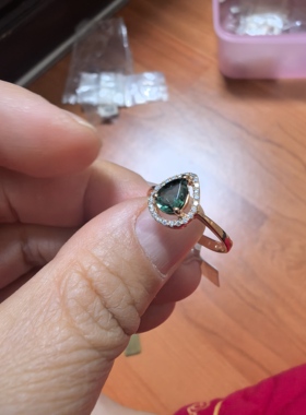 925银镀白金镶嵌碧玺新年戒指