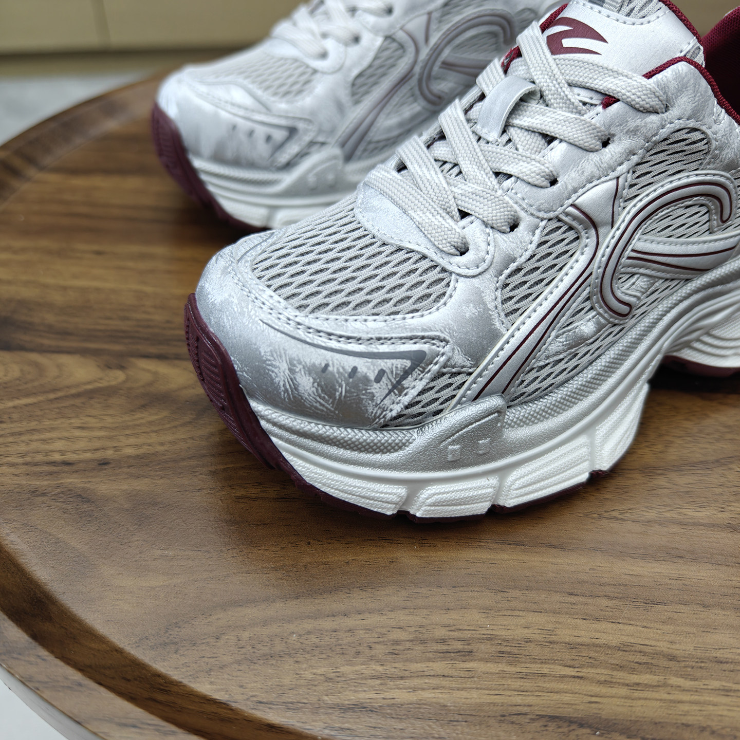 2026新款网红爆款配裙子真皮老爹鞋女时尚潮流舒适松糕百搭运动鞋,淘宝优惠券,粉丝福利购,淘宝优惠卷