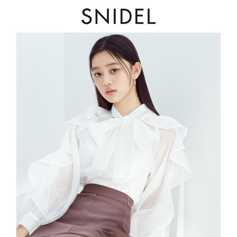 SNIDEL2024春夏新品气质淑女荷叶边蝴蝶结系带印花衬衫SWFB241133