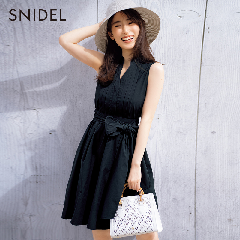 SNIDEL春夏款优雅甜美无袖V领蝴蝶结系带短款A字连衣裙SWFO232064 - 图1