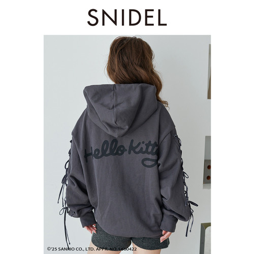 SNIDEL2025秋冬新品HELLO KITTY联名连帽蝴蝶结卫衣SWCT254256 - 图2