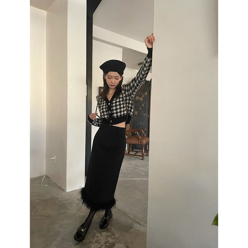 Thecoco乔其丝绒鸵鸟毛半身裙女秋冬季休闲百搭收腰显瘦直筒裙子_虎窝淘