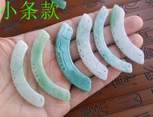 20824-2 (小条款) 缅甸玉天然A货翡翠玉 双龙弯条锁骨玉手牌玉璜 - 图1