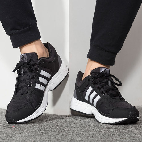 adidas da9375