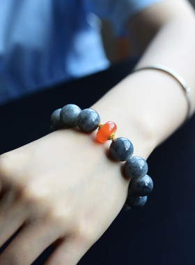 一斤钻戒天然和田玉青花18K金