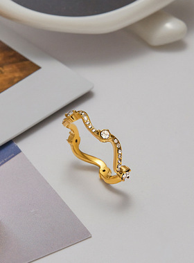 18K金小众设计锆石戒指