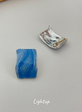 蓝色油画方块滴油耳环