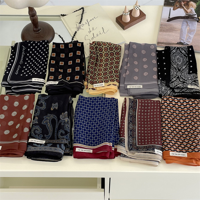 早秋法式中古老钱风高级感长款围巾长条丝巾装饰领巾波点腰果女士,淘宝优惠券,粉丝福利购,淘宝优惠卷