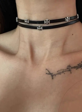 朋克风休闲黑色皮质十字架choker项圈小众设计甜酷项链女简约潮酷