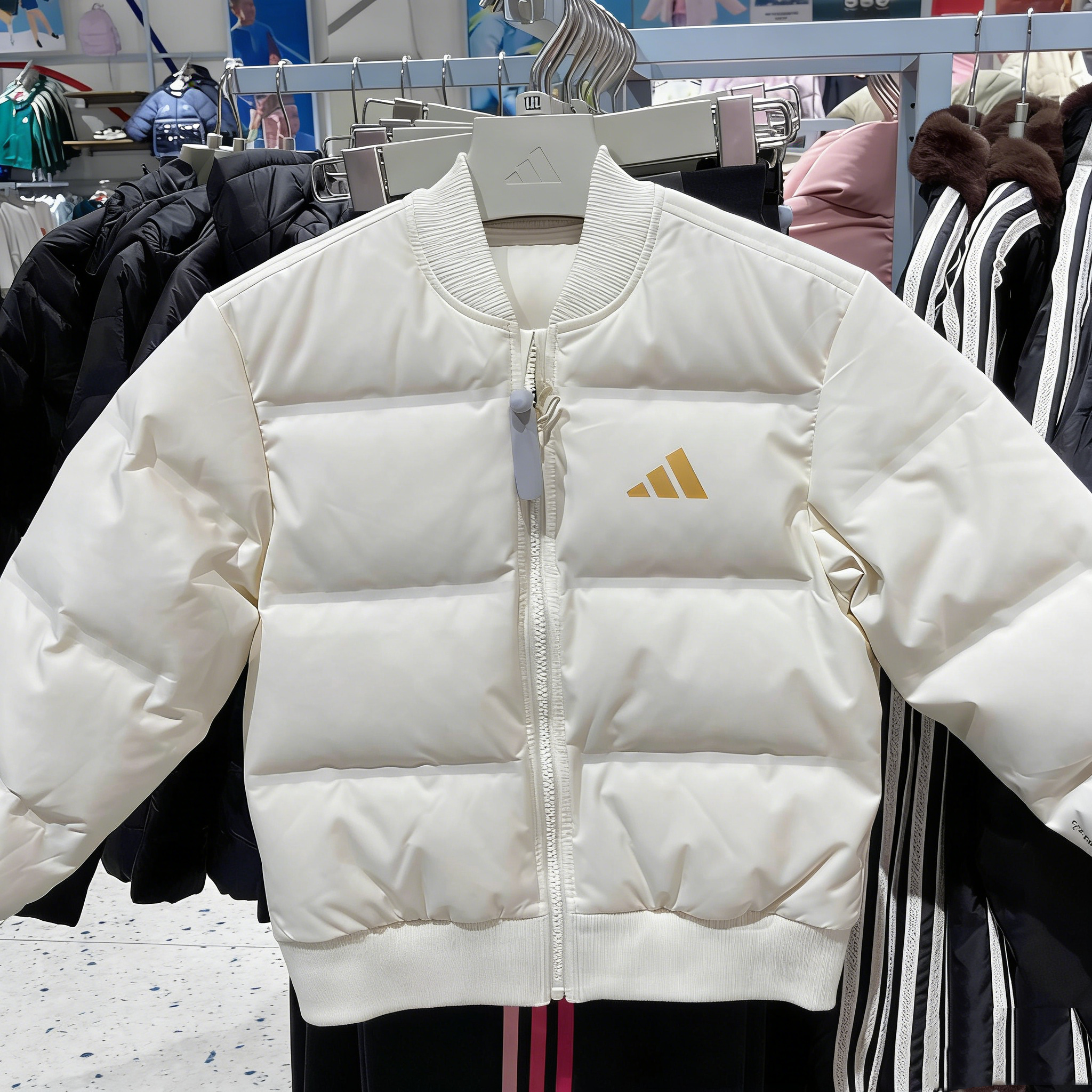 正品ADIDAS/阿迪达斯儿童短款棒球领拒水运动羽绒服IA6103 IA6105,淘宝优惠券,粉丝福利购,淘宝优惠卷