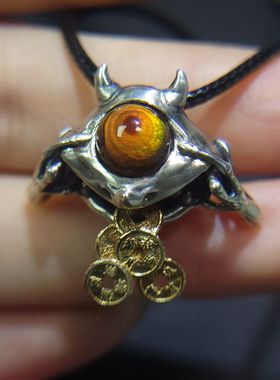 月成通用18k金设计师款吊坠