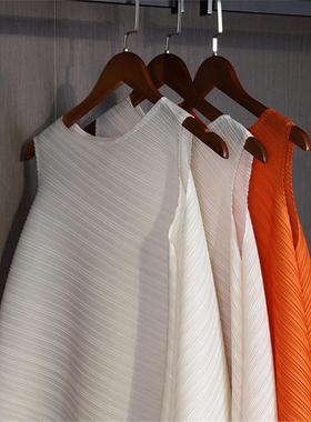 衣帽间装饰品轻奢风衣服道具摆件