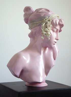 珍珠少女法式美容院人物摆件