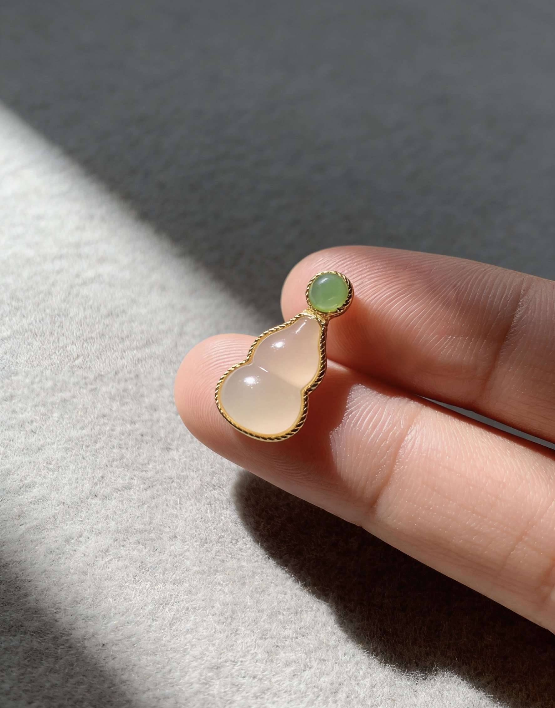 S925银镶天然和田玉葫芦耳钉新中式精致耳钉,淘宝优惠券,粉丝福利购,淘宝优惠卷