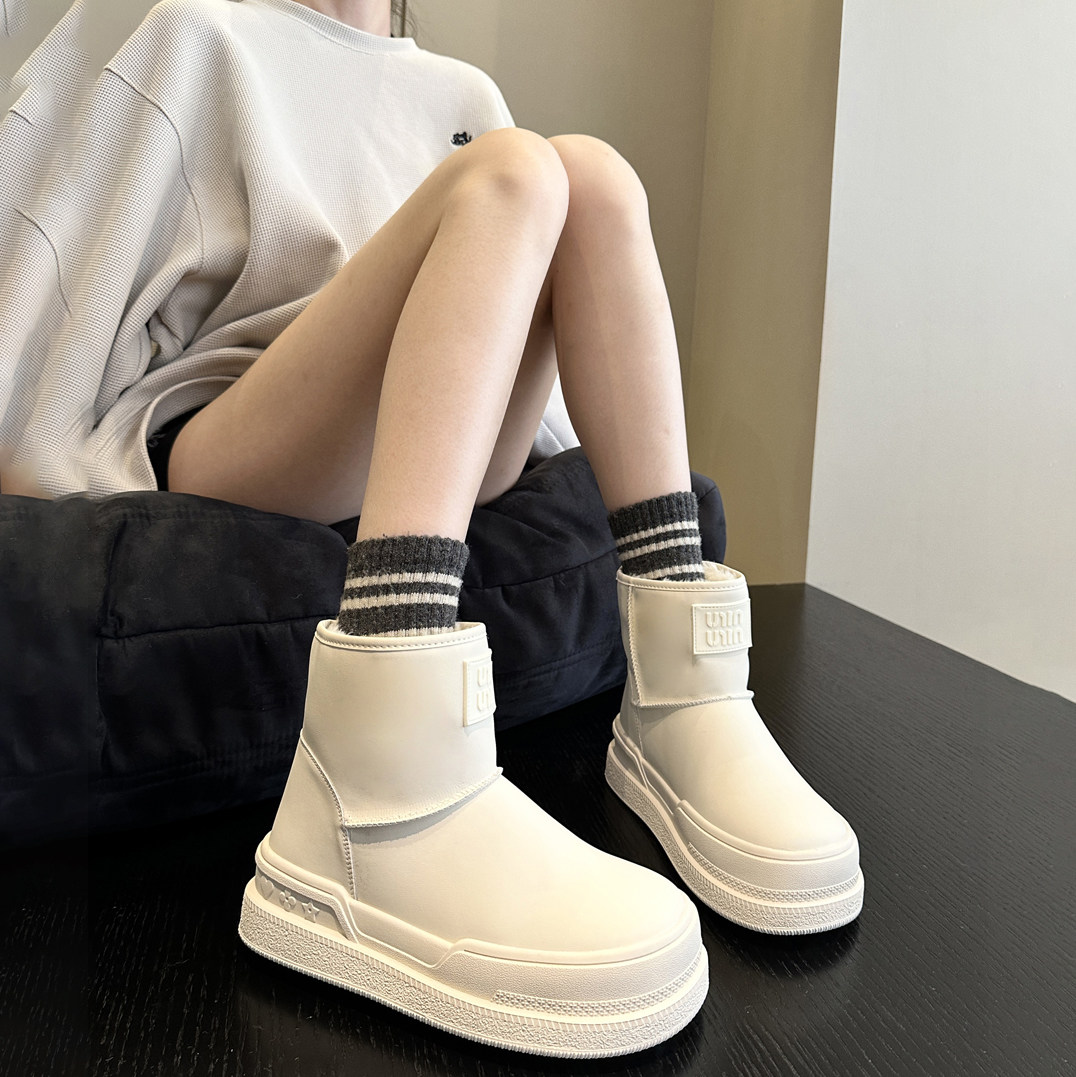 冬季我来啦~配裙子厚底白色真皮加绒加厚雪地靴女防水棉靴大棉鞋,淘宝优惠券,粉丝福利购,淘宝优惠卷