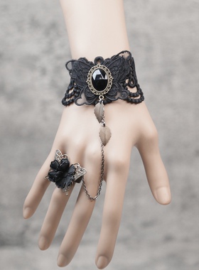 原创设计手腕森系蕾丝花边哥特蝴蝶连舞台戒指手链