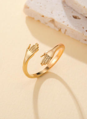 双手拥抱开口戒指不锈钢真空电镀