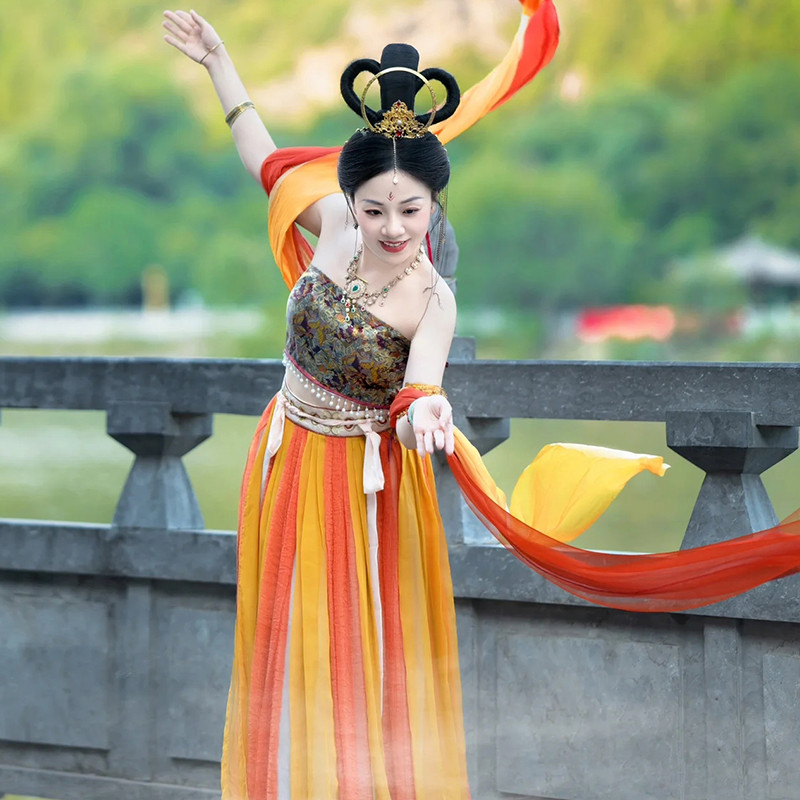 敦煌飞天汉服异域风情舞蹈服装西域成人女演出服影楼沙漠旅拍写真 - 图1