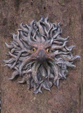 2024现货树脂工艺品动物鹰头树挂壁挂花园室外树装饰物墙面装饰物