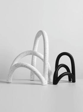 北欧现代创意抽象人物雕塑酒柜客厅电视柜书柜办公室软装饰品摆件