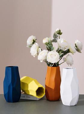 热销现代个性创意陶瓷花瓶摆件玄关床头装饰品花器网红轻奢客厅台