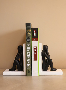 新品北欧人物书挡摆件酒柜样板房装饰家居书房树脂书立书挡