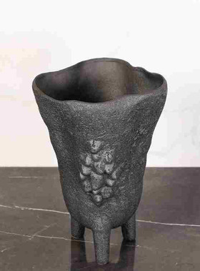 北欧设计师陶瓷花瓶干插花摆件大号客厅样板间创意创意软装花器黑