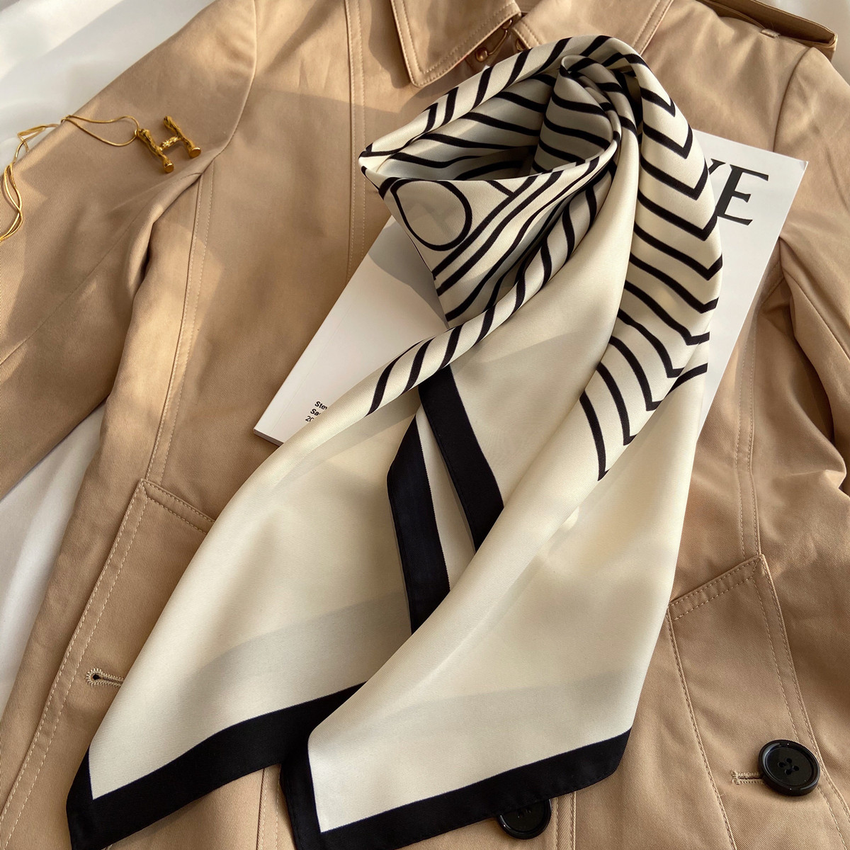 小溜韩国黑白条纹气质简约百搭仿真丝斜纹绸丝巾90cm方巾披肩围巾,淘宝优惠券,粉丝福利购,淘宝优惠卷