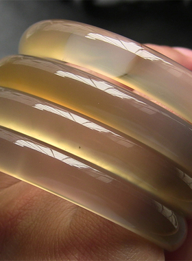 天然巴西玛瑙手镯水润玉髓