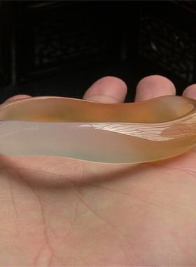 天然巴西玛瑙手镯/巧雕扭扭镯/香橙色玉髓/水润通透2263