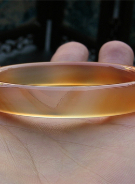 天然巴西玛瑙手镯玉髓