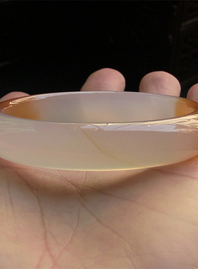 天然巴西玛瑙手镯/加厚不加宽/两点红玉髓/水润通透/香橙色2066