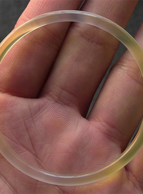 4mm超细圆条/天然玛瑙手镯/冰糖雪梨色/水润强荧光/原色玉髓1858