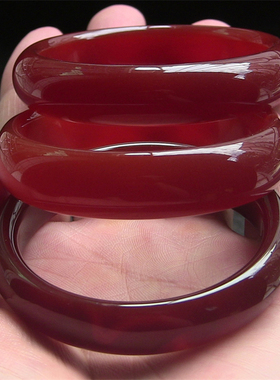 54小口径/微瑕疵品专区天然巴西红玛瑙手镯/加厚不加宽玉髓No:128