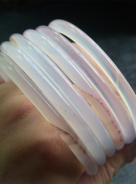微瑕疵品专区6mm细圆条/天然巴西玛瑙手镯/水润通透玉髓No:144