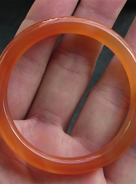 天然巴西玛瑙手镯/复古圆条/香橙色玉髓/水润通透/送礼佳品2146