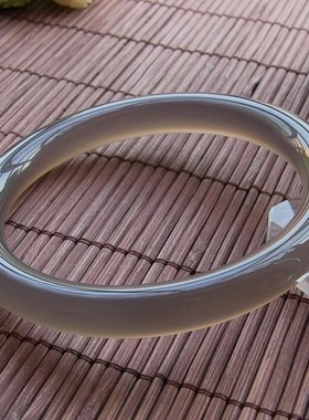 天然巴西灰色水润通透玛瑙手镯