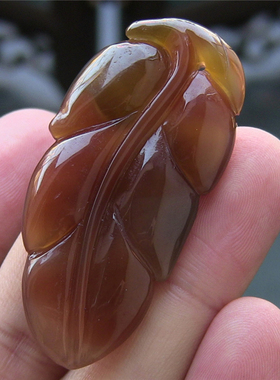 巴西玛瑙无优化飘绿事业有成吊坠