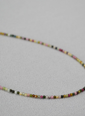 法式小众优雅糖果彩色2mm碧玺极细真石串珠轻奢高级感项链锁骨链