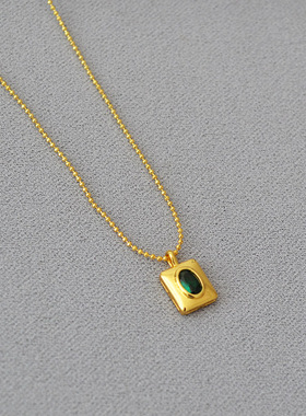 小巧吊坠黄铜锁骨链祖母绿