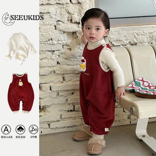 2025冬季新品男宝韩版洋气加绒可爱玩偶背带裤婴幼儿毛衣打底套装 - 图1