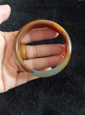 云南龙陵天然黄龙玉