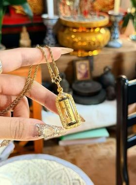 泰国阿赞逸嘴甜管人缘鸟吊坠