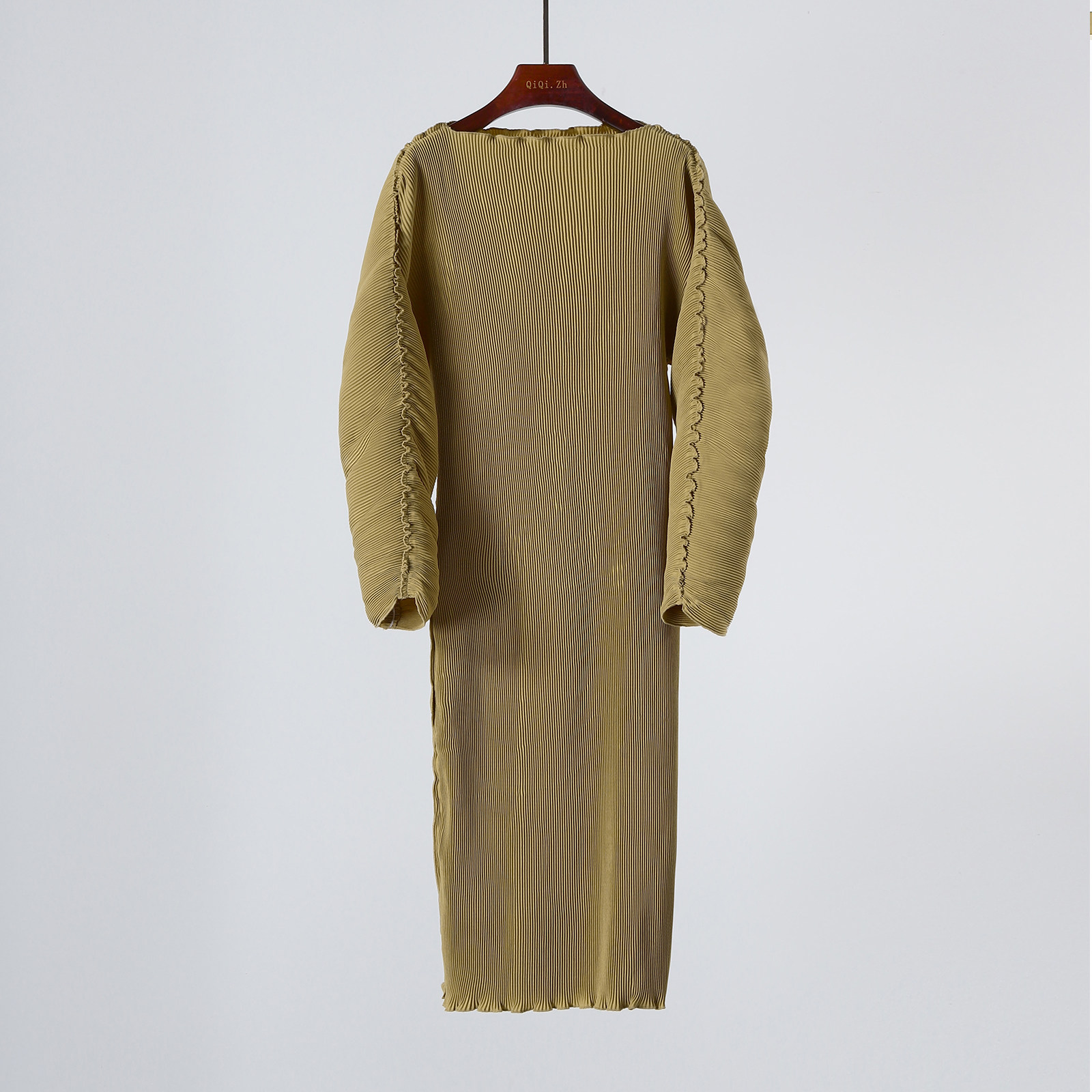 定制面料 时髦精收 褶皱一字领长袖上衣 修身中长连衣裙,淘宝优惠券,粉丝福利购,淘宝优惠卷