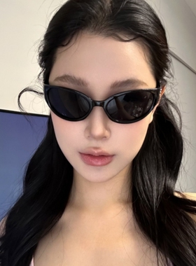 欧美风复古Y2K辣妹gm太阳镜街拍