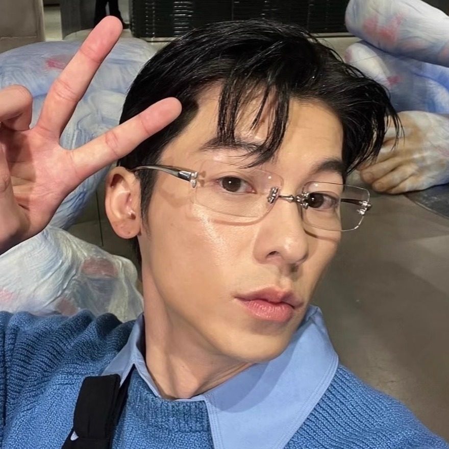 男士无边框金属银色方形复古商务眼镜防蓝光可配度数近视平光镜潮 - 图3